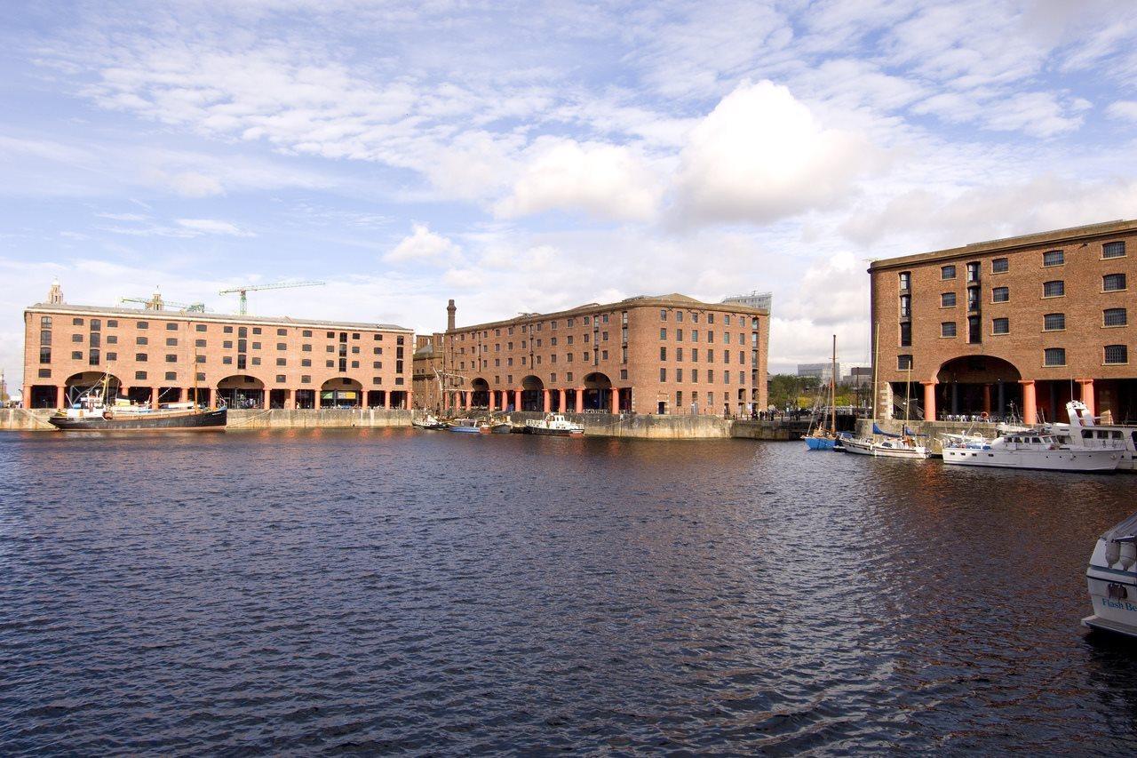 Premier Inn Liverpool Albert Dock 외부 사진