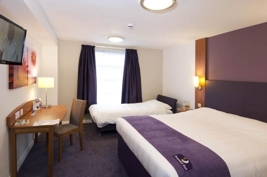 Premier Inn Liverpool Albert Dock 객실 사진